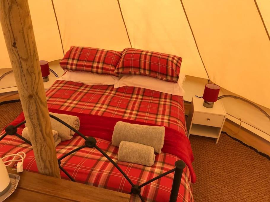 Cox Hill Glamping Benson Hotel Труро Екстериор снимка