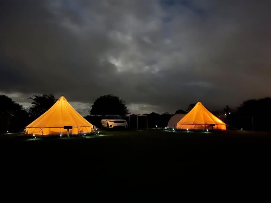 Cox Hill Glamping Benson Hotel Труро Екстериор снимка